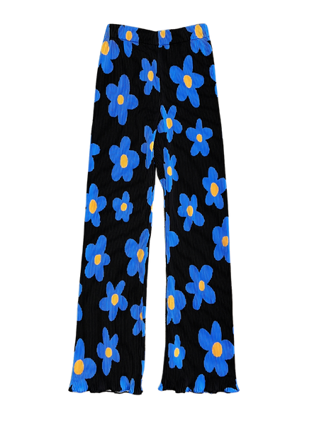 Size 6 - Arthur Apparel Black and Blue Floral Crimped Pants